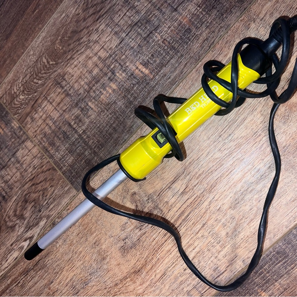 BedHead Yellow Curling Wand